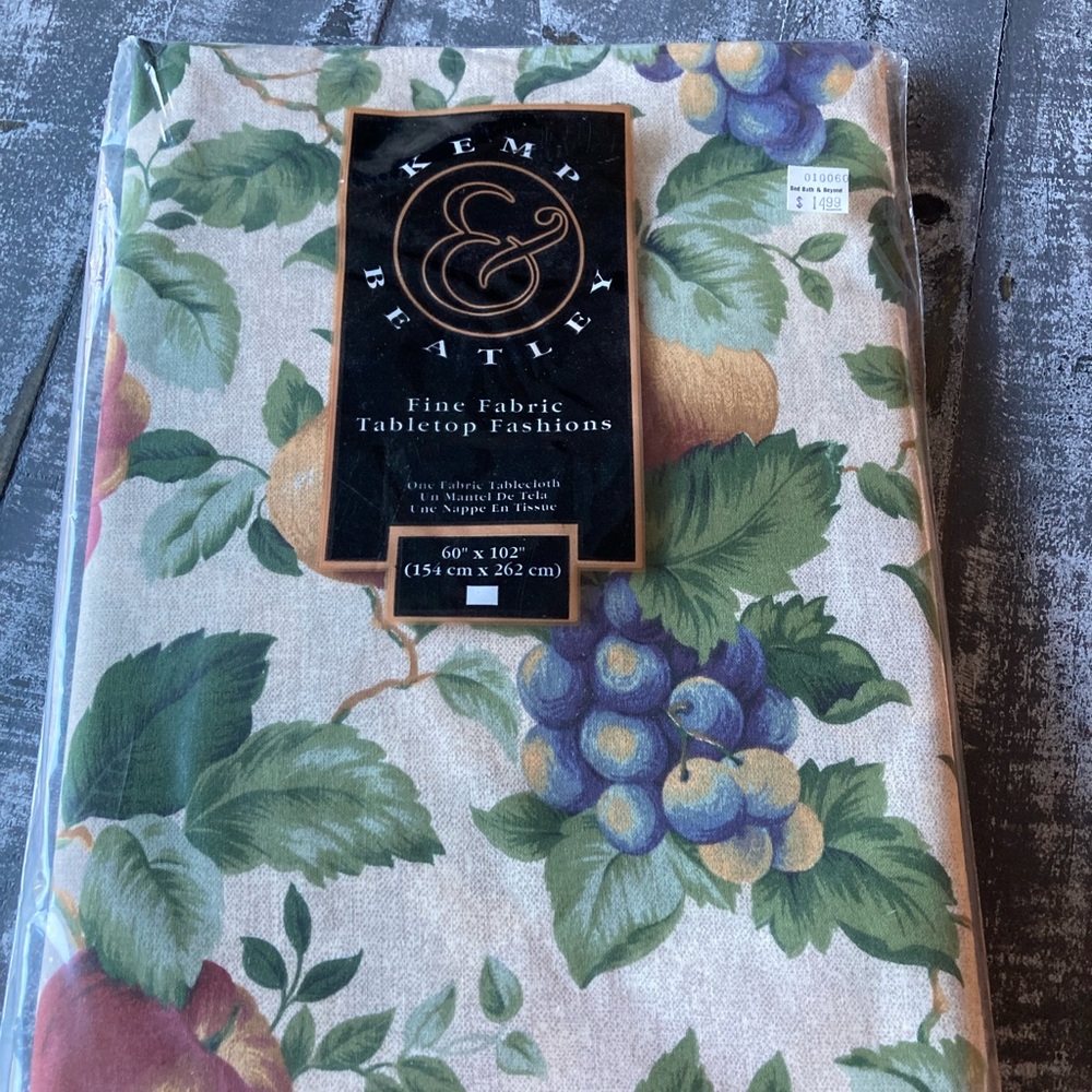 NWT: Fruit Tablecloth